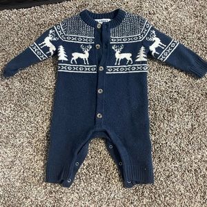 Old Navy Like new baby one piece. Perfect for cold winter months with a newborn